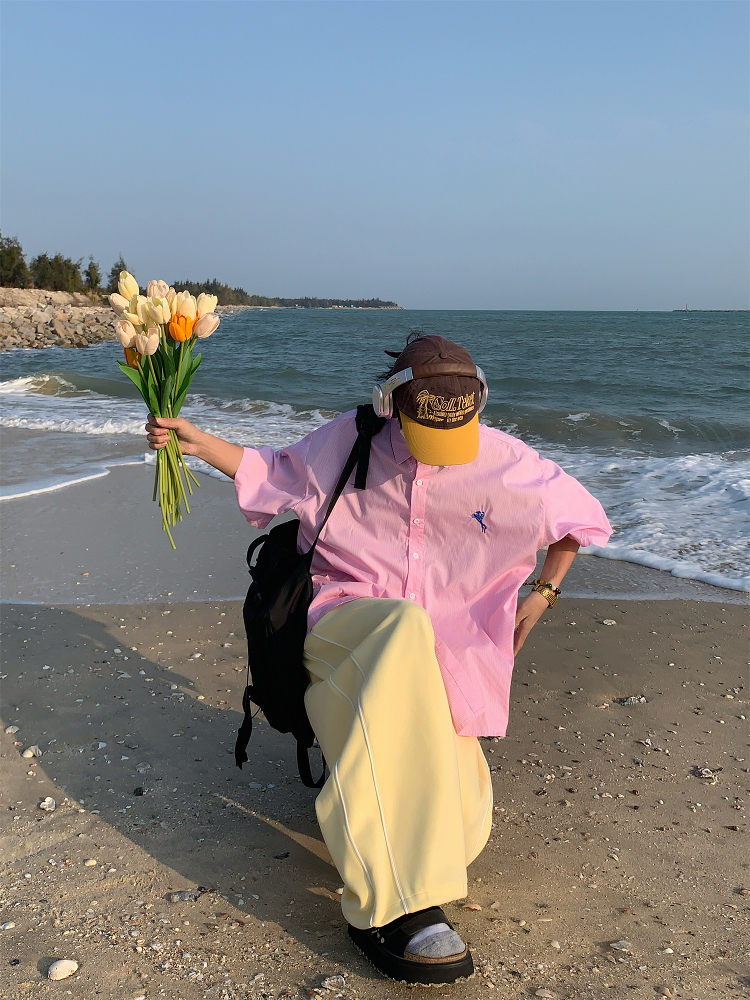 Vintage-Inspired Small Embroidery Vertical Striped Short Sleeve Shirt for Couples - Casual Summer Loose Fit Top Vintage-Inspired Small Embroidery Vertical Striped Short Sleeve Shirt for Couples - Casual Summer Loose Fit Top