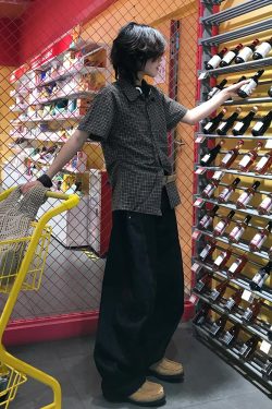 Vintage-Inspired Women’s Short Sleeve Shirt, Summer Pleated Checkered Pattern, Intellectual Style, Waist-Cinching Trendy Top