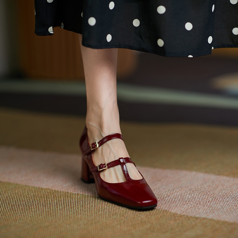 Vintage Italian Genuine Leather Mary Jane Shoes for Women - Chunky High Heels, Square Toe, French Style, Retro Chic Vintage Italian Genuine Leather Mary Jane Shoes for Women - Chunky High Heels, Square Toe, French Style, Retro Chic