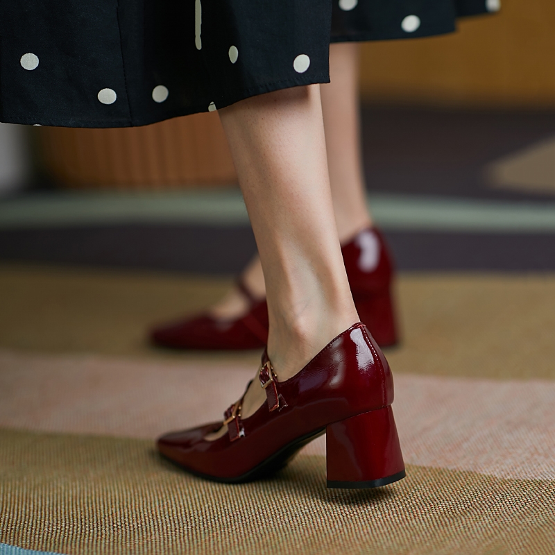 Vintage Italian Genuine Leather Mary Jane Shoes for Women - Chunky High Heels, Square Toe, French Style, Retro Chic Vintage Italian Genuine Leather Mary Jane Shoes for Women - Chunky High Heels, Square Toe, French Style, Retro Chic