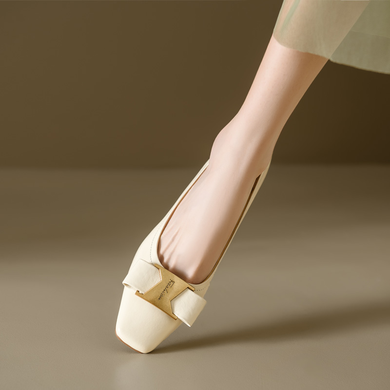 Vintage Italian Leather Chunky Heel Single Shoes for Women - Mid-Heel Square Toe Shallow Mouth Footwear Vintage Italian Leather Chunky Heel Single Shoes for Women - Mid-Heel Square Toe Shallow Mouth Footwear