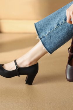 Vintage Italian-Style Chunky Heel Mary Jane Shoes for Women - 5.5 cm One-Strap Design, Shallow Mouth, Retro Fashion Footwear