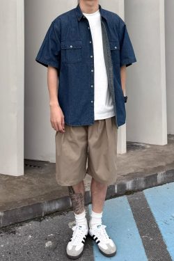 Vintage Japanese-Style Distressed Denim Short Sleeve Shirt for Men & Women, Summer Loose Fit, Double Pocket Workwear Trend