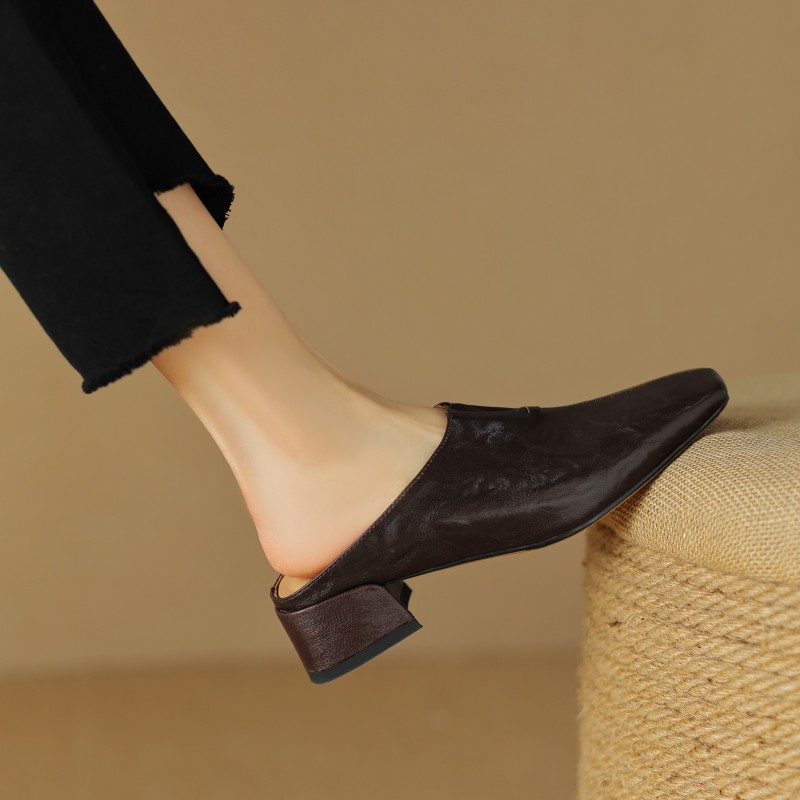 Vintage Lambskin One-Strap Half-Slide Mid-Heel Open-Toe Sandals for Women - Italian Style Casual Footwear Vintage Lambskin One-Strap Half-Slide Mid-Heel Open-Toe Sandals for Women - Italian Style Casual Footwear