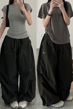 Vintage Loose Fit Cargo Pants for Women, Wide-Leg Parachute Trousers with Drawstring, Casual Jazz Dance Style, Floor-Length Sportswear
