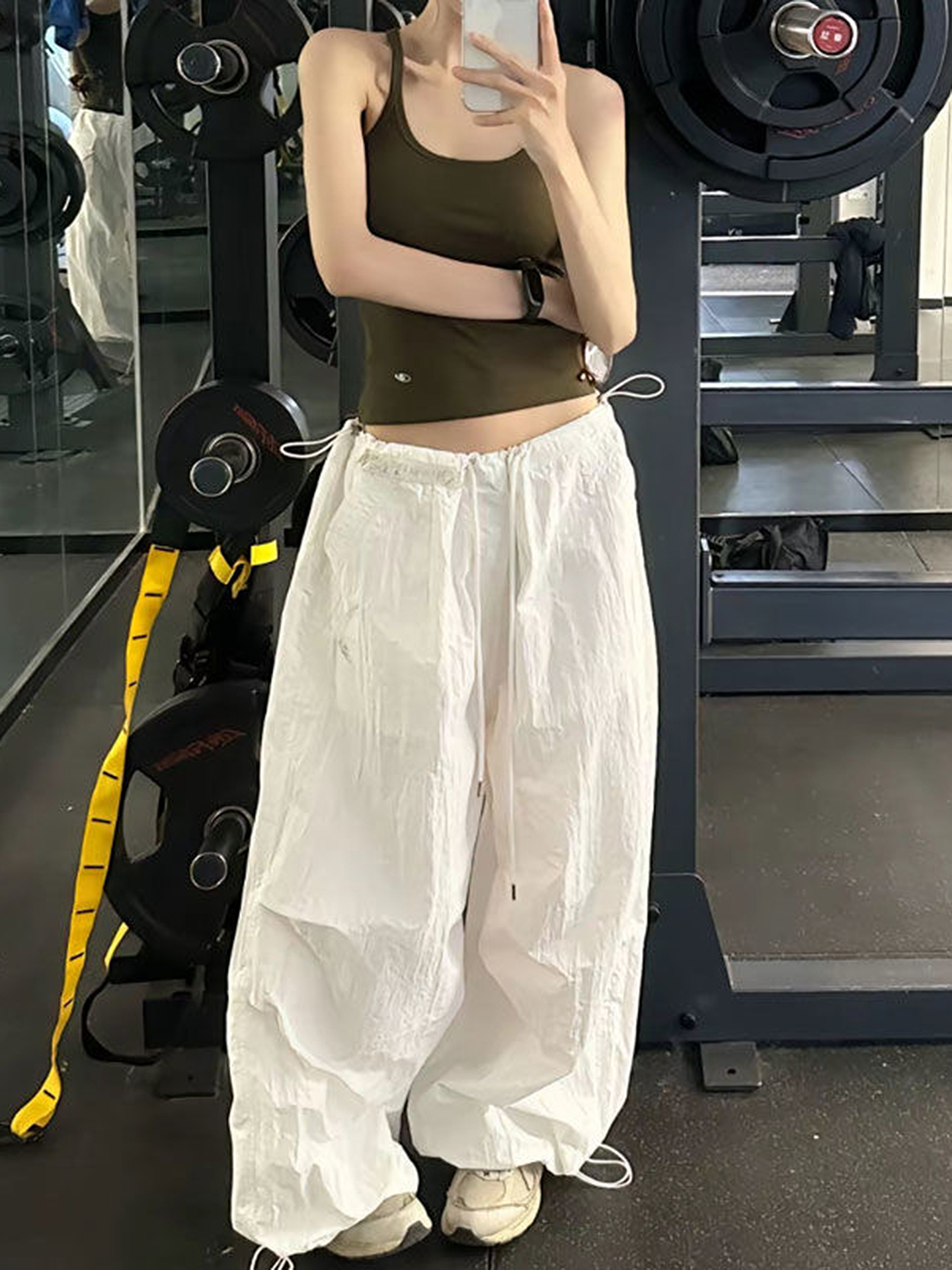 Vintage Loose Fit Cargo Pants for Women, Wide-Leg Parachute Trousers with Drawstring, Casual Jazz Dance Style, Floor-Length Sportswear Vintage Loose Fit Cargo Pants for Women, Wide-Leg Parachute Trousers with Drawstring, Casual Jazz Dance Style, Floor-Length Sportswear