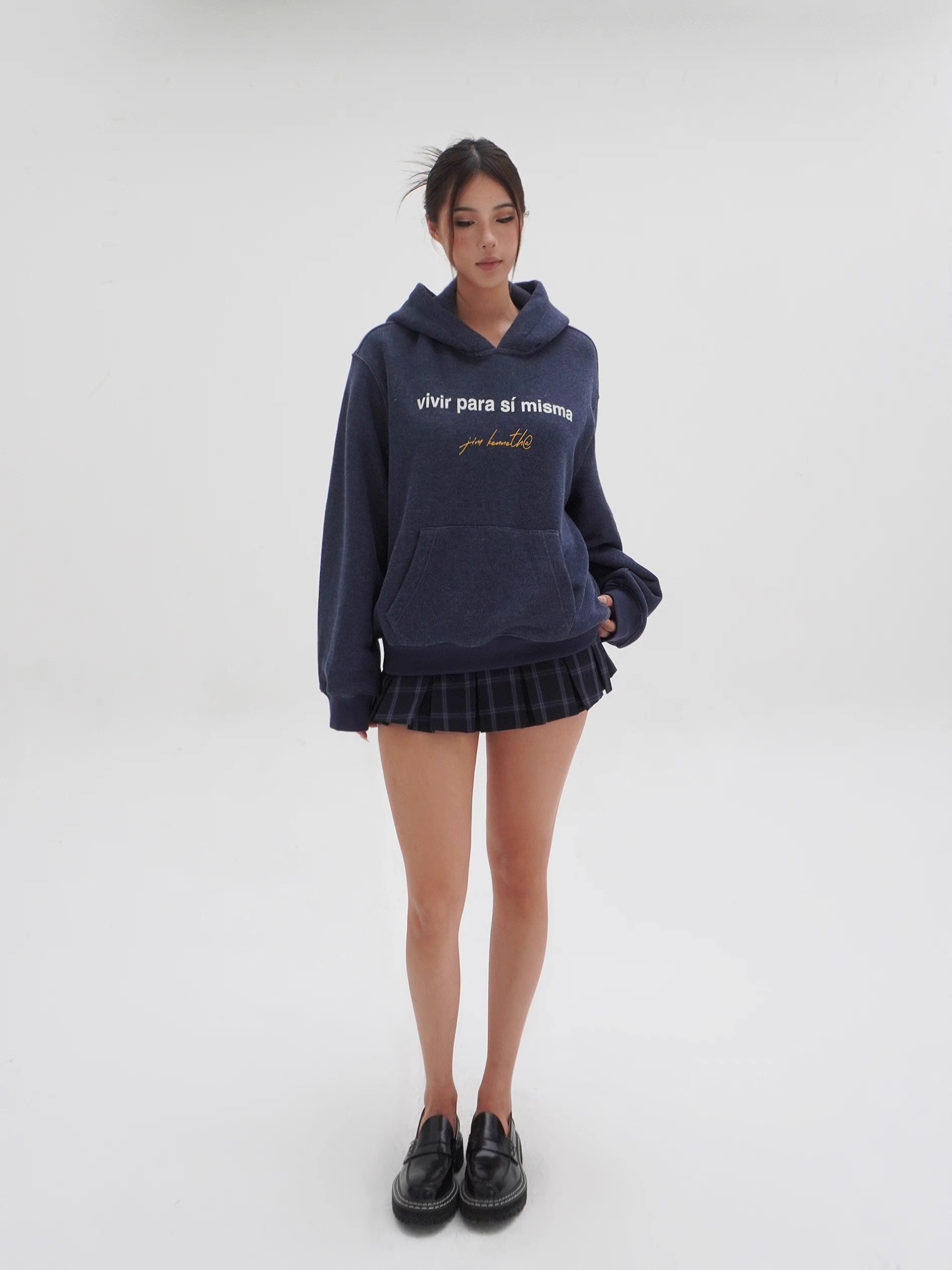 Vintage Low-Waist Blue Plaid Pleated Skirt - Y2K Style, Retro Fashion, 90s Inspired, Women's Trendy Everyday Wear Vintage Low-Waist Blue Plaid Pleated Skirt - Y2K Style, Retro Fashion, 90s Inspired, Women's Trendy Everyday Wear