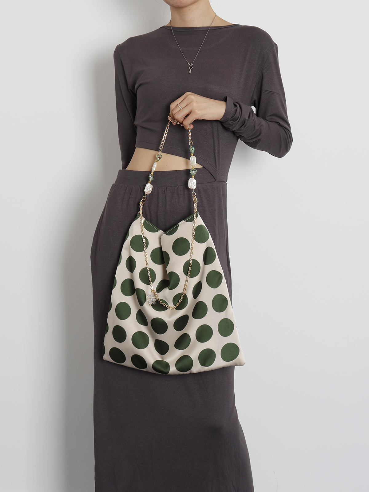 Vintage Polka Dot Rose Shoulder Bag for Women, High-Quality Faux Silk Tote, Chinese Style Niche Design Vintage Polka Dot Rose Shoulder Bag for Women, High-Quality Faux Silk Tote, Chinese Style Niche Design