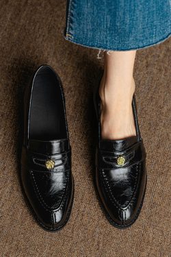 Vintage Roman-Style Camellia Pointed Loafers for Women - Chunky Heels, Slip-On Design, Y2K Fashion, Italian Corso Venezia Inspired