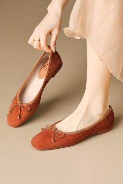 Vintage Sheepskin Moccasin Flat Shoes for Women – Soft Sole Bow Ballet Design, Italian Style, Super Soft Comfort