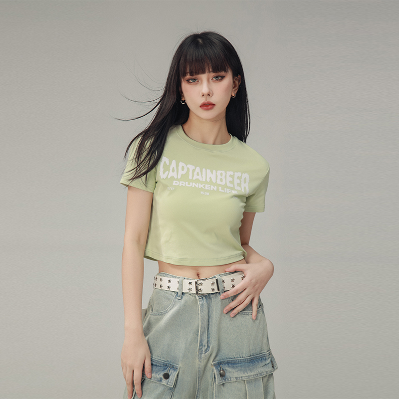 Vintage Slim Fit Cropped T-Shirt for Women - American Beer Team Captain Design, Summer Dance Style, Trendy Short Sleeve Top Vintage Slim Fit Cropped T-Shirt for Women - American Beer Team Captain Design, Summer Dance Style, Trendy Short Sleeve Top
