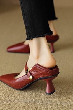 Vintage Square-Toe Chunky Heel Mary Jane High Heels with Single Strap - Italian Corso Venezia Inspired, Retro Style Footwear
