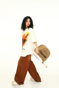 Vintage Street Graffiti Print Short Sleeve T-Shirt for Couples - Unisex Trendy 90s American Style Graphic Tee