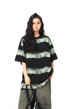 Vintage Striped Short Sleeve T-Shirt for Women - Loose Fit, Trendy Niche Design, Summer Style, Perfect for 90s & Y2K Looks