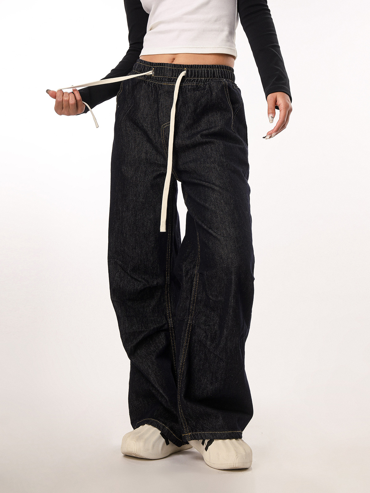 Vintage Wash Distressed Elastic Waist Women's Wide-Leg Jeans - Casual Straight Fit Beer Team Captain Style Vintage Wash Distressed Elastic Waist Women's Wide-Leg Jeans - Casual Straight Fit Beer Team Captain Style