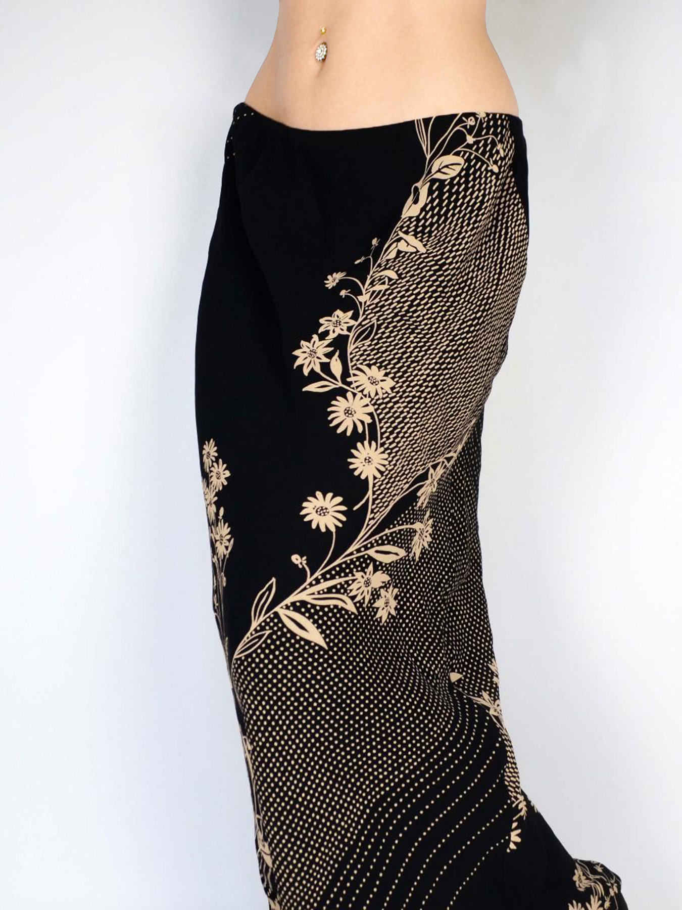 Wabi-Sabi Solitary Flower Printed Long Skirt - Women's Low Waist Mid-Length Straight Vintage Floral Skirt, Boho Chic Style Wabi-Sabi Solitary Flower Printed Long Skirt - Women's Low Waist Mid-Length Straight Vintage Floral Skirt, Boho Chic Style