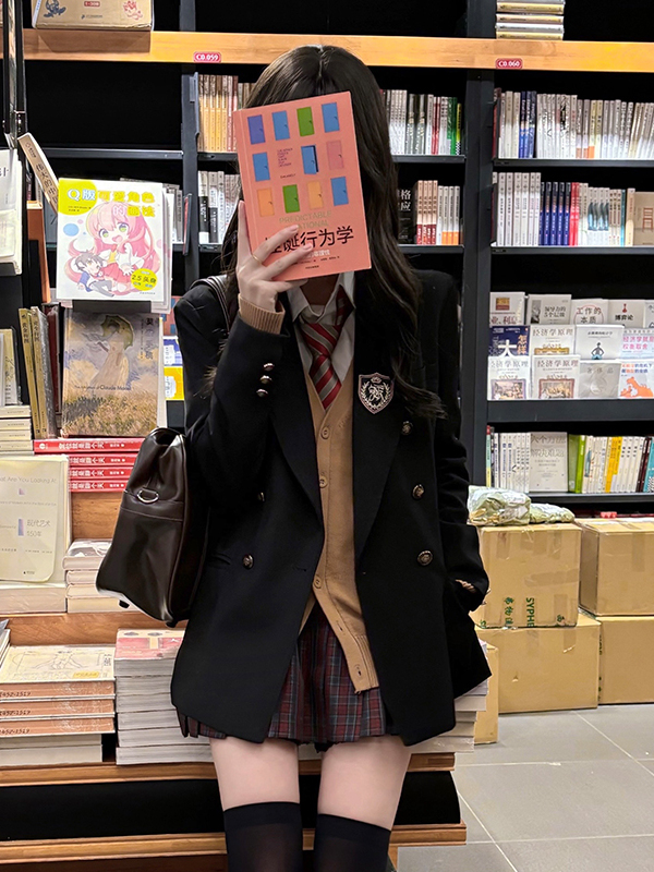 Waist-Defined Slimming JK Uniform Set for Women - Pudding Bear College Style Jacket & Skirt Outfit Waist-Defined Slimming JK Uniform Set for Women - Pudding Bear College Style Jacket & Skirt Outfit