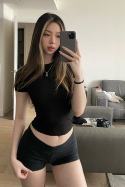 Waist-Defining Lightweight Breathable Modal Cotton Straight Shoulder Tee for Effortless Style and Comfort