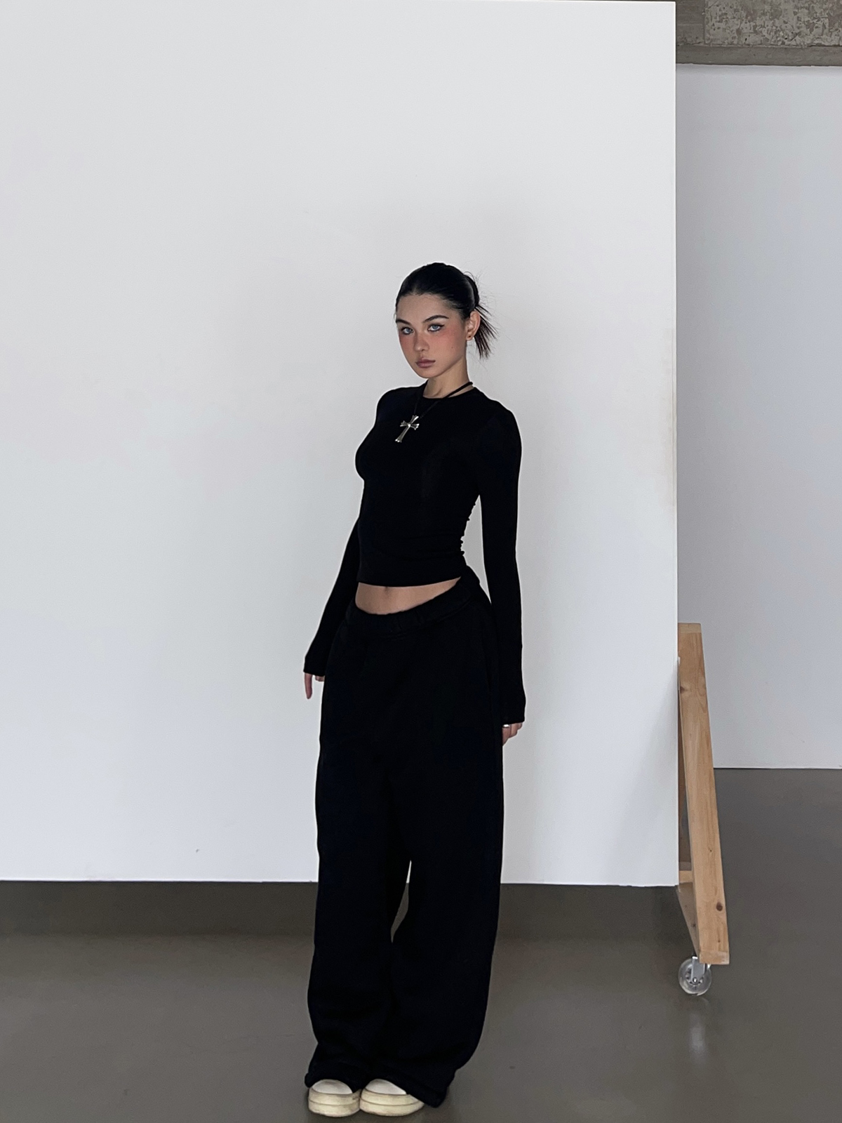 Warm Velvet Slim Fit Fitted Top - Soft Plush Waist-Defining Design - 90s Inspired - Available in 4 Colors Warm Velvet Slim Fit Fitted Top - Soft Plush Waist-Defining Design - 90s Inspired - Available in 4 Colors