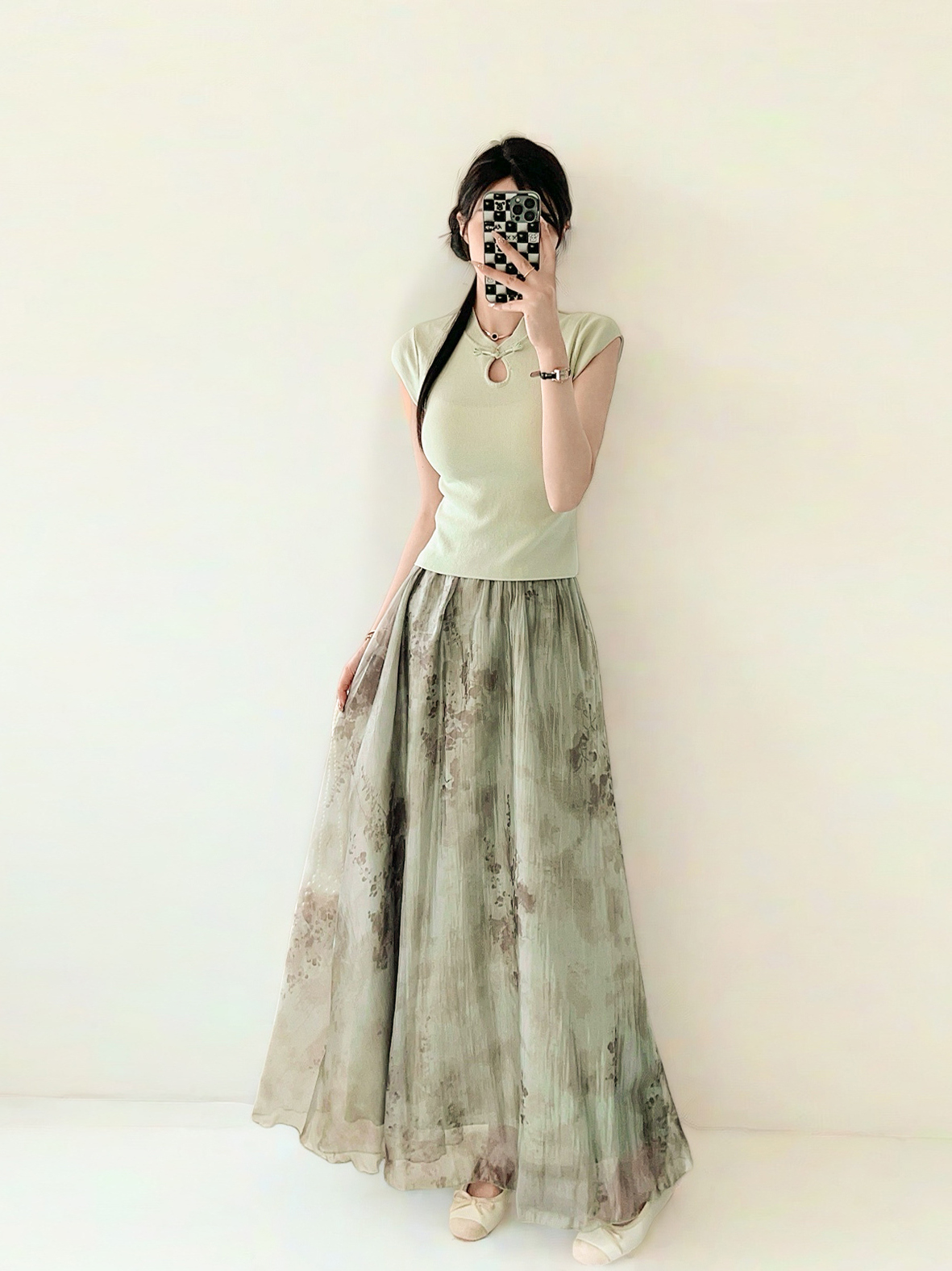 Watercolor Ink Print Large Swing Half-Length Skirt with Cicada Wing Texture - Green Women's Summer 2025 Gradient Printed Long Skirt Watercolor Ink Print Large Swing Half-Length Skirt with Cicada Wing Texture - Green Women's Summer 2025 Gradient Printed Long Skirt
