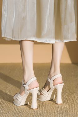 Waterproof Platform Super High Heel Sandals with Single Buckle - Sexy 10CM Chunky Heels for Women, Versatile Summer Style