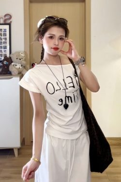 White Diagonal Shoulder Twisted Knot T-Shirt for Women, Summer Letter Print, Slim Fit Short Sleeve, Korean Style College Top