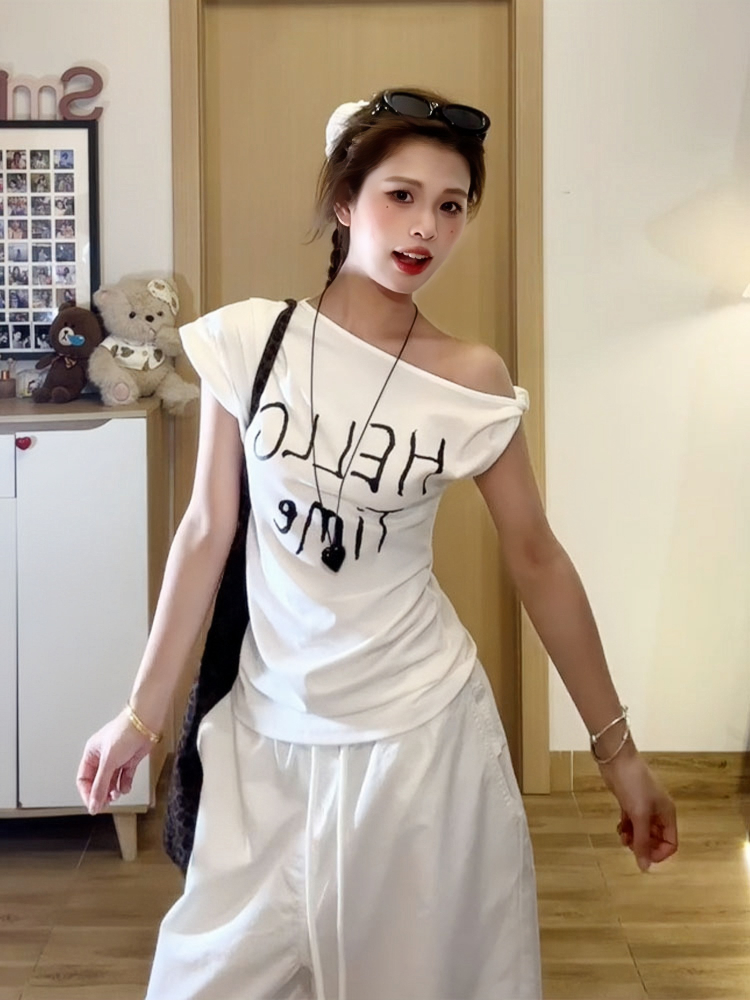 White Diagonal Shoulder Twisted Knot T-Shirt for Women, Summer Letter Print, Slim Fit Short Sleeve, Korean Style College Top White Diagonal Shoulder Twisted Knot T-Shirt for Women, Summer Letter Print, Slim Fit Short Sleeve, Korean Style College Top