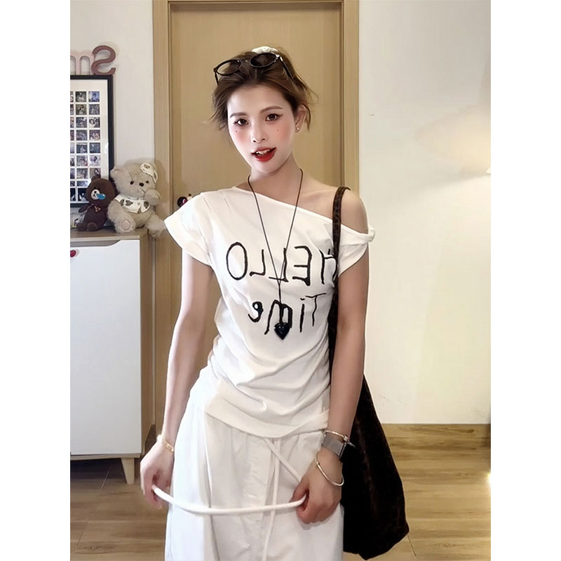 White Diagonal Shoulder Twisted Knot T-Shirt for Women, Summer Letter Print, Slim Fit Short Sleeve, Korean Style College Top White Diagonal Shoulder Twisted Knot T-Shirt for Women, Summer Letter Print, Slim Fit Short Sleeve, Korean Style College Top