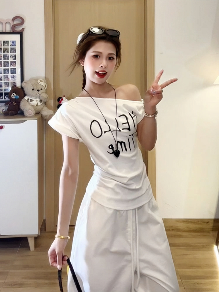 White Diagonal Shoulder Twisted Knot T-Shirt for Women, Summer Letter Print, Slim Fit Short Sleeve, Korean Style College Top White Diagonal Shoulder Twisted Knot T-Shirt for Women, Summer Letter Print, Slim Fit Short Sleeve, Korean Style College Top