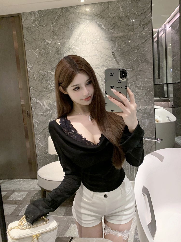 White High-Waisted Tailored Slim-Fit Shorts for Women - Versatile Hot Pants for Summer Fashion White High-Waisted Tailored Slim-Fit Shorts for Women - Versatile Hot Pants for Summer Fashion