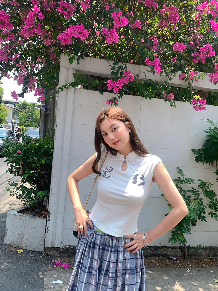 White Panda Print Short Sleeve T-Shirt for Women - Vintage Summer Slim Fit Buttoned Top, Y2K Style White Panda Print Short Sleeve T-Shirt for Women - Vintage Summer Slim Fit Buttoned Top, Y2K Style