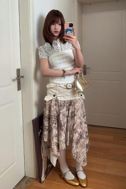 White Polka Dot Strapless Puff Sleeve Top for Women - Summer Spliced Faux Two-Piece Knitted Shirt with Unique Design