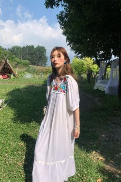 White Retro Embroidered Cotton-Linen Summer Dress for Women, Loose U-Neck Puff Sleeve, Vintage Style, Boho Fashion