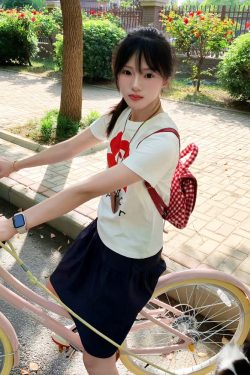 White Round Neck Short-Sleeve T-Shirt for Women with Red Floral Letter Print, Casual Slim Fit Summer Top, Y2K INS Style