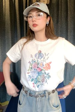 White Short Sleeve Floral Oil Painting T-Shirt for Women, Summer Pure Cotton, Loose Fit, Round Neck, Vintage Style Top