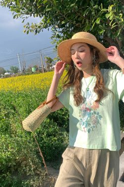 White Short Sleeve Floral Oil Painting T-Shirt for Women, Summer Pure Cotton, Loose Fit, Round Neck, Vintage Style Top