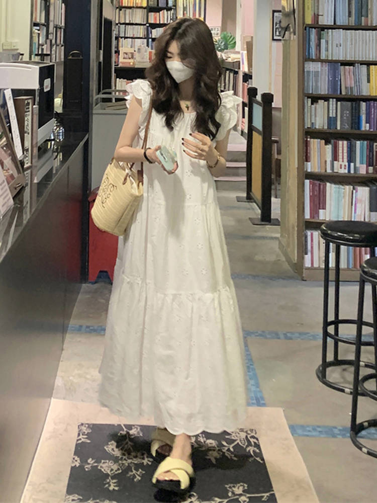 White Short Sleeve Plus Size A-Line Dress for Women, Summer Flattering Loose Fit, Elegant and Comfortable, Perfect for Chubby Figures White Short Sleeve Plus Size A-Line Dress for Women, Summer Flattering Loose Fit, Elegant and Comfortable, Perfect for Chubby Figures