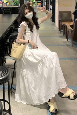 White Short Sleeve Plus Size A-Line Dress for Women, Summer Flattering Loose Fit, Elegant and Comfortable, Perfect for Chubby Figures