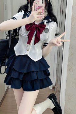 White Short-Sleeve Sailor Suit JK Uniform Set with Waist-Cinching Design - Cute Pudding Bear Style for Y2K Fashion