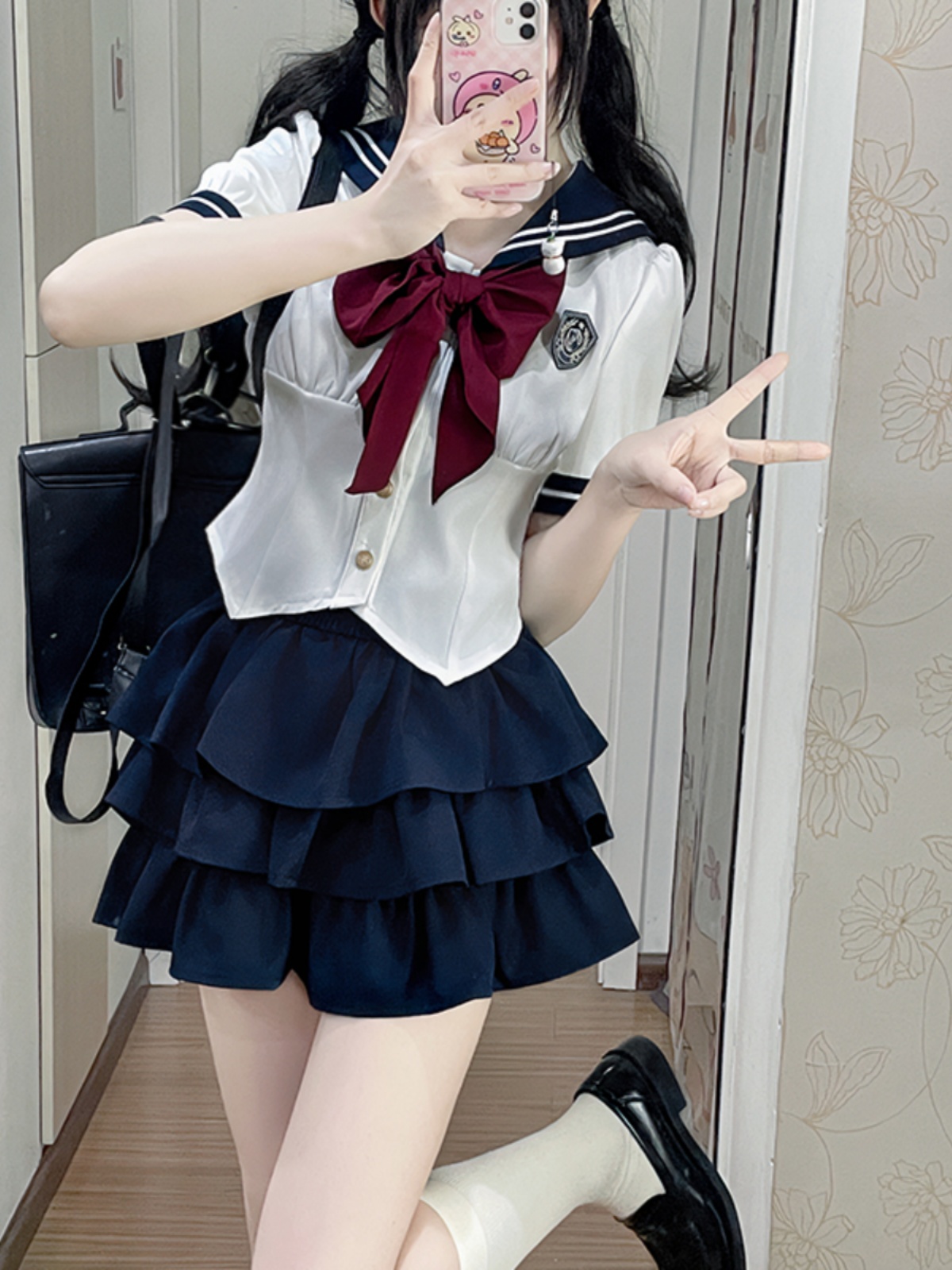 White Short-Sleeve Sailor Suit JK Uniform Set with Waist-Cinching Design - Cute Pudding Bear Style for Y2K Fashion White Short-Sleeve Sailor Suit JK Uniform Set with Waist-Cinching Design - Cute Pudding Bear Style for Y2K Fashion