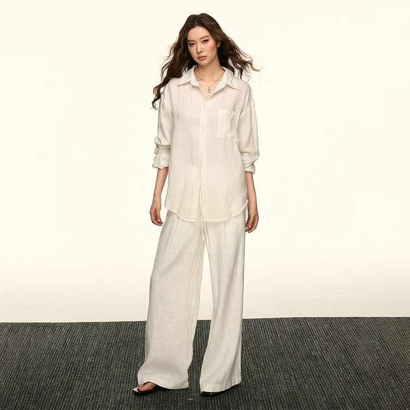 White Sun-Protective Linen Long Sleeve Shirt and Relaxed Ramie Pants Set for Women - Chic Summer Outfit White Sun-Protective Linen Long Sleeve Shirt and Relaxed Ramie Pants Set for Women - Chic Summer Outfit