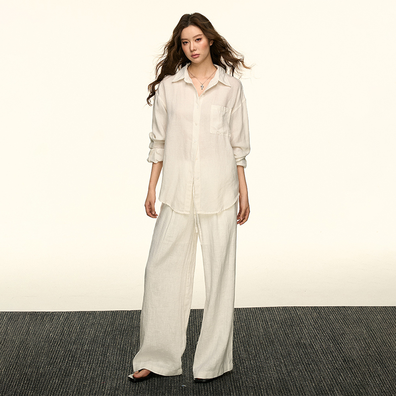 White Sun-Protective Linen Long Sleeve Shirt and Relaxed Ramie Pants Set for Women - Chic Summer Outfit White Sun-Protective Linen Long Sleeve Shirt and Relaxed Ramie Pants Set for Women - Chic Summer Outfit