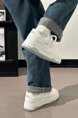 White Thick-Soled Casual Sneakers for Women - Simple Versatile Sports Shoes for Summer 2025, Trendy and Comfortable Footwear