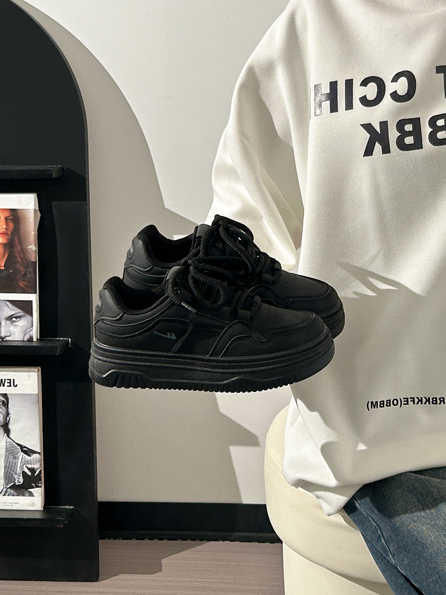 White Thick-Soled Casual Sneakers for Women - Simple Versatile Sports Shoes for Summer 2025, Trendy and Comfortable Footwear White Thick-Soled Casual Sneakers for Women - Simple Versatile Sports Shoes for Summer 2025, Trendy and Comfortable Footwear