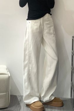 White Women's Plus Size Wide-Leg Curved Knife Pants - Summer 2025 Flattering Scythe Design for Effortless Style