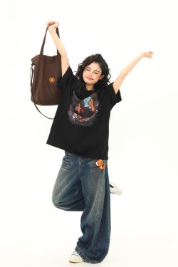 Wild A-Zi Short Sleeve T-Shirt for Women with American Vintage Cartoon Print - Casual Loose-Fit Round Neck Top for Trendy Style