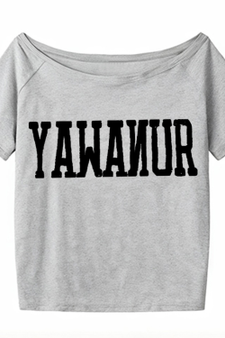 Women's American Retro Off-Shoulder T-Shirt, Summer Letter Print, Loose Slimming Short Sleeves, Trendy Shoulder-Baring Top