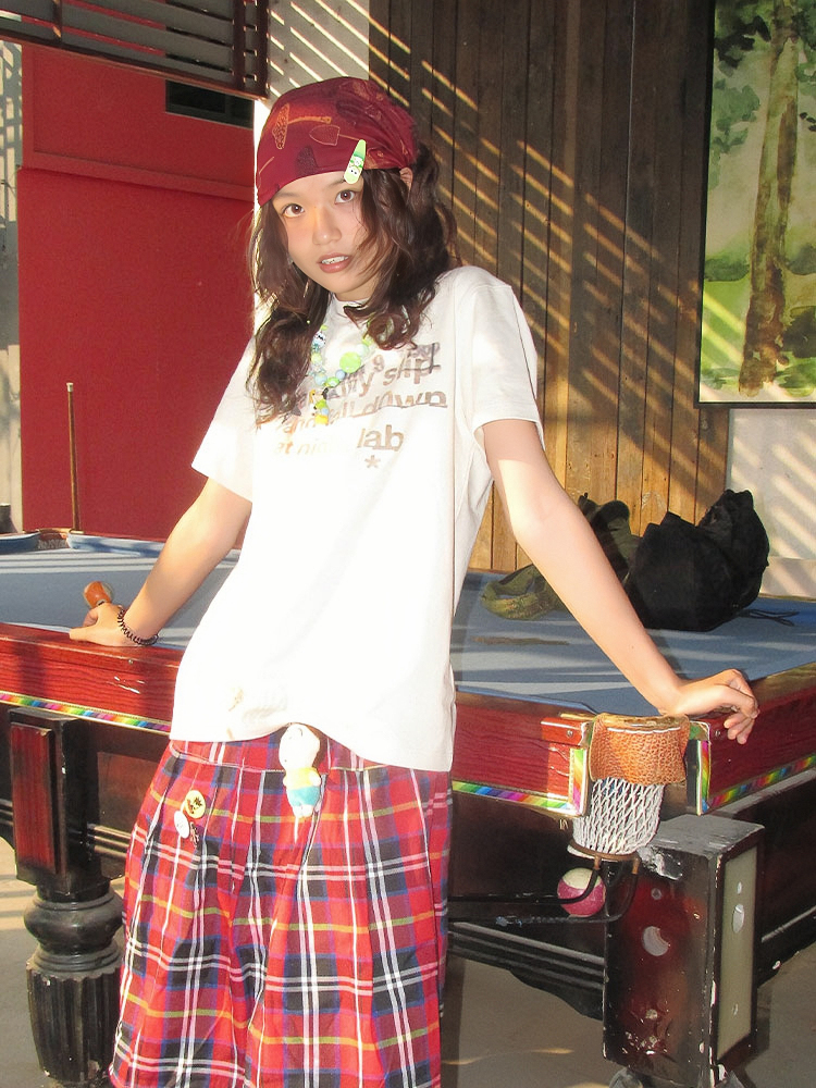 Women's American Retro Shoulder T-Shirt - Summer White Ink Print, Loose Casual Top, Round Neck Short Sleeve, Trendy Summer Fashion Women's American Retro Shoulder T-Shirt - Summer White Ink Print, Loose Casual Top, Round Neck Short Sleeve, Trendy Summer Fashion