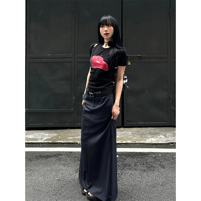 Women's American-Style Cropped T-Shirt with Apple Print, Color-Blocked Neckline, Pure Cotton, Short Sleeves, Slim Fit, Trendy Summer Fashion Women's American-Style Cropped T-Shirt with Apple Print, Color-Blocked Neckline, Pure Cotton, Short Sleeves, Slim Fit, Trendy Summer Fashion