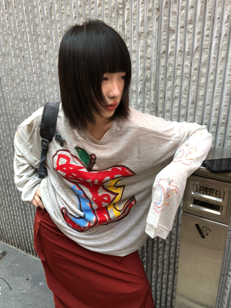 Women's American Style Long Sleeve T-Shirt, Apple Print Sun Protection Cover-Up, Loose Casual Summer Top Women's American Style Long Sleeve T-Shirt, Apple Print Sun Protection Cover-Up, Loose Casual Summer Top